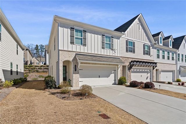 2881 Grandin Way, Marietta, GA 30008