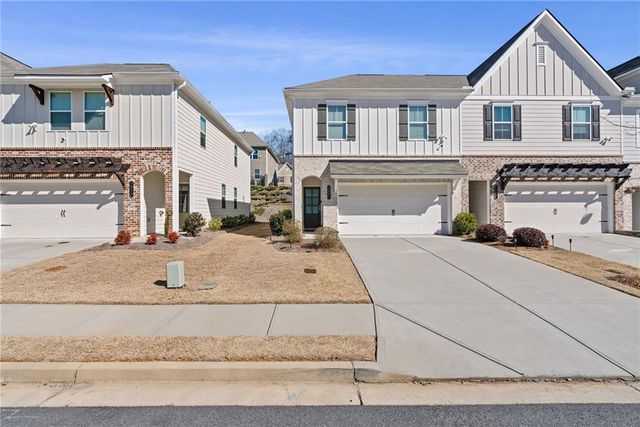 2881 Grandin Way, Marietta, GA 30008