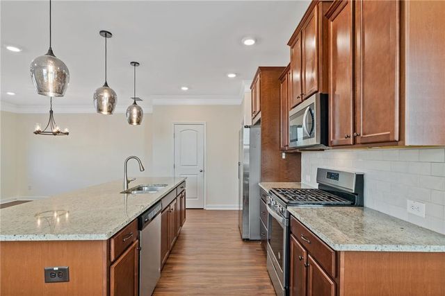 2881 Grandin Way, Marietta, GA 30008