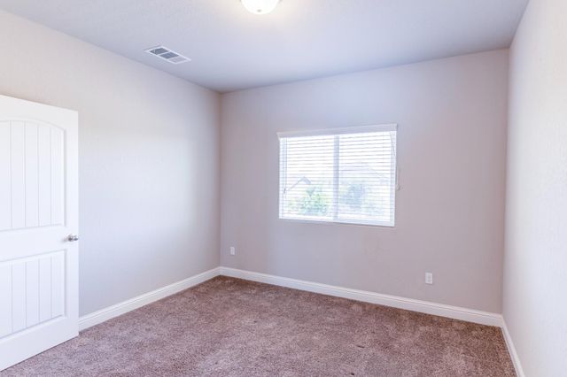 4158 Duncan Avenue, Clovis, CA 93619