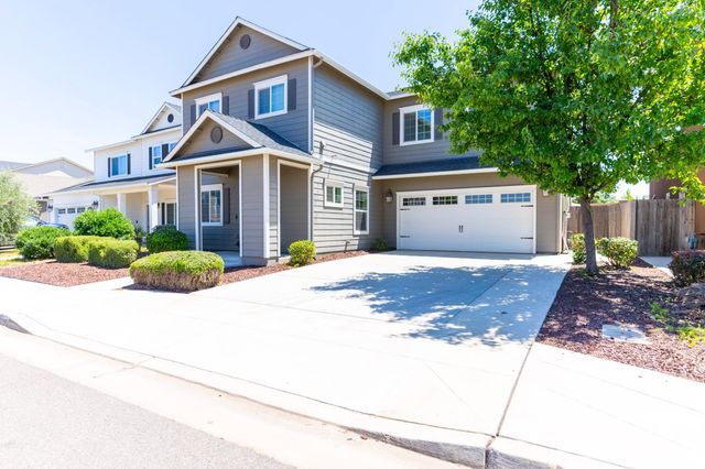 4158 Duncan Avenue, Clovis, CA 93619