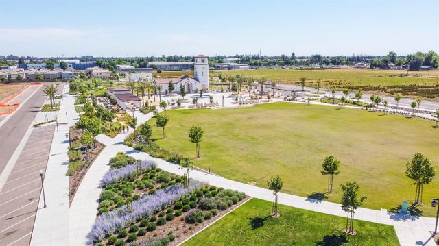 4158 Duncan Avenue, Clovis, CA 93619