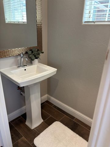 4158 Duncan Avenue, Clovis, CA 93619