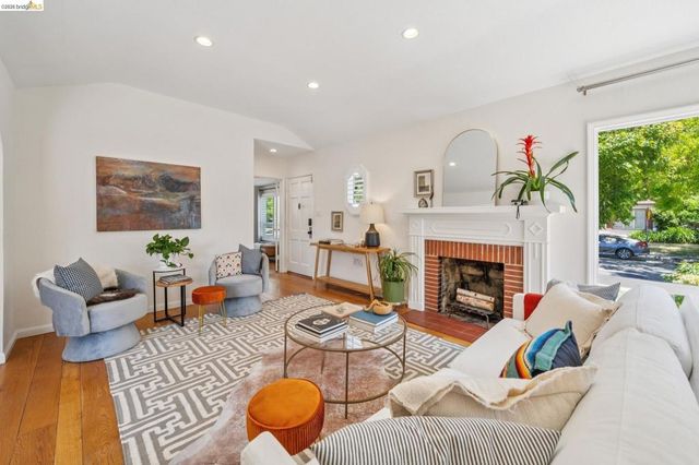 264 MARLOW DRIVE, Oakland, CA 94605