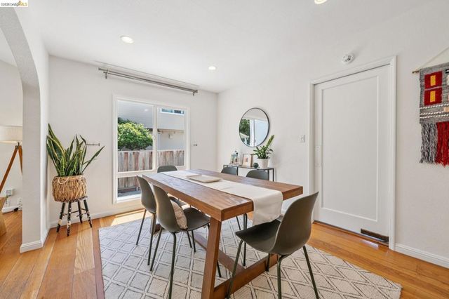 264 MARLOW DRIVE, Oakland, CA 94605