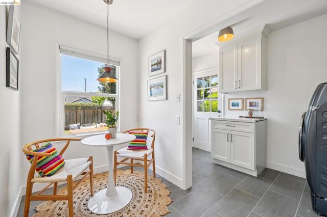 264 MARLOW DRIVE, Oakland, CA 94605