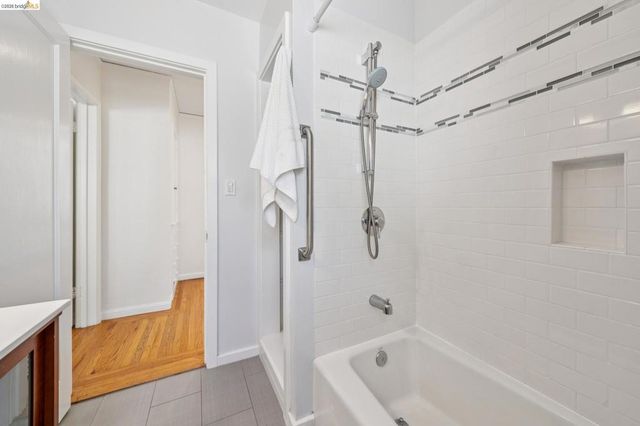 264 MARLOW DRIVE, Oakland, CA 94605