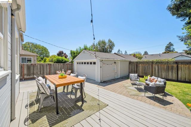 264 MARLOW DRIVE, Oakland, CA 94605