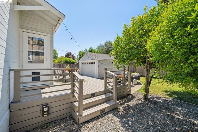 264 MARLOW DRIVE, Oakland, CA 94605