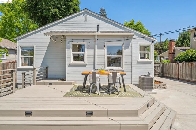 264 MARLOW DRIVE, Oakland, CA 94605