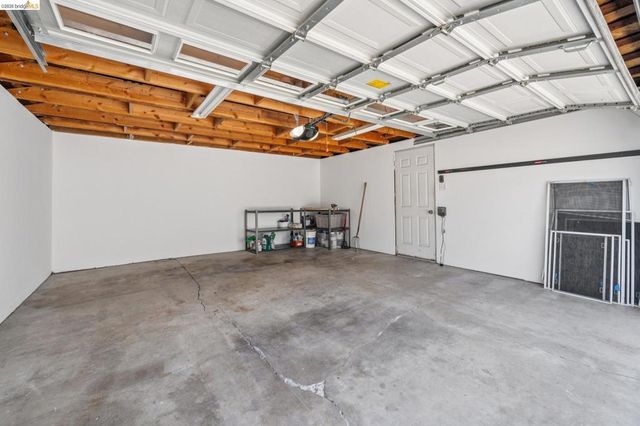 264 MARLOW DRIVE, Oakland, CA 94605