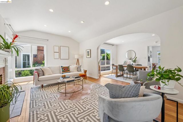 264 MARLOW DRIVE, Oakland, CA 94605