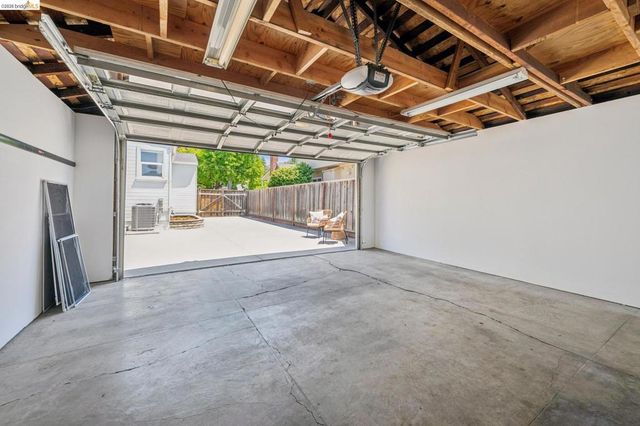 264 MARLOW DRIVE, Oakland, CA 94605