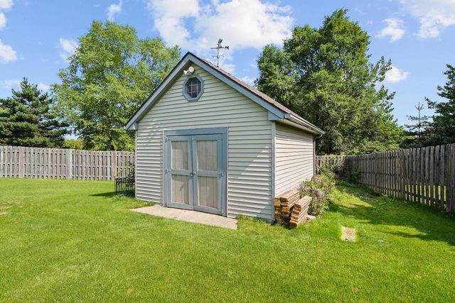 11709 242nd AVENUE, Trevor, WI 53179
