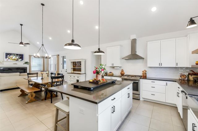 8015 Driftwood Bay Drive, Cypress, TX 77433