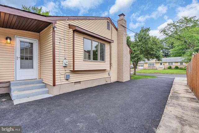 721 MILDRED AVE, Somerdale, NJ 08083