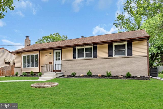721 MILDRED AVE, Somerdale, NJ 08083