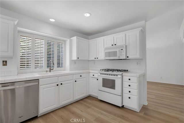 17333 San Jose Street, Granada Hills, CA 91344