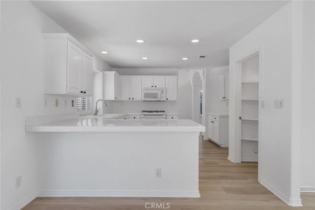 17333 San Jose Street, Granada Hills, CA 91344