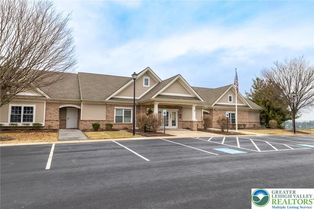 6720 Pioneer Drive, Macungie Boro, PA 18062