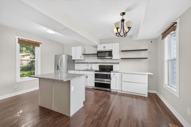 736 Plum Street, Saint Paul, MN 55106