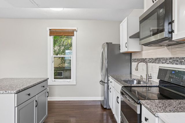 736 Plum Street, Saint Paul, MN 55106