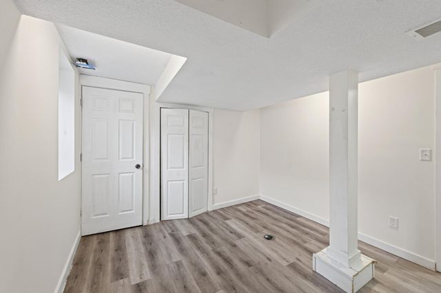 736 Plum Street, Saint Paul, MN 55106