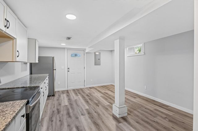 736 Plum Street, Saint Paul, MN 55106