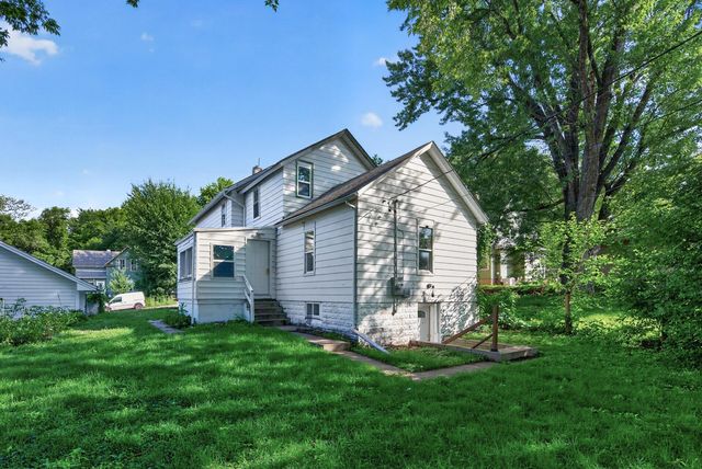 736 Plum Street, Saint Paul, MN 55106