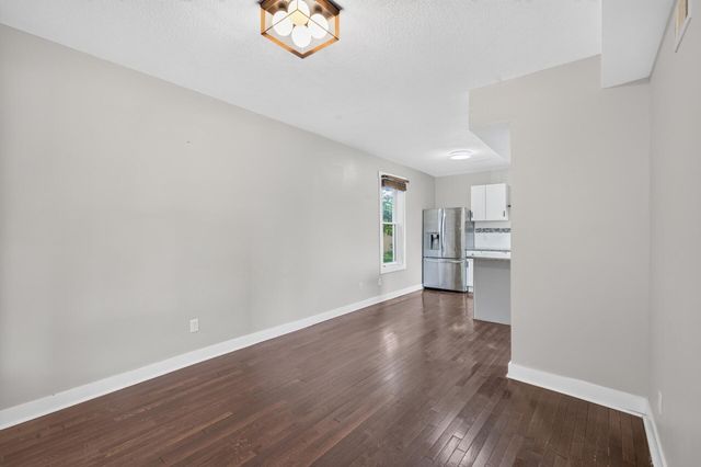 736 Plum Street, Saint Paul, MN 55106