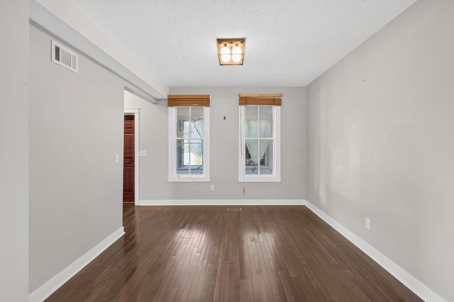 736 Plum Street, Saint Paul, MN 55106