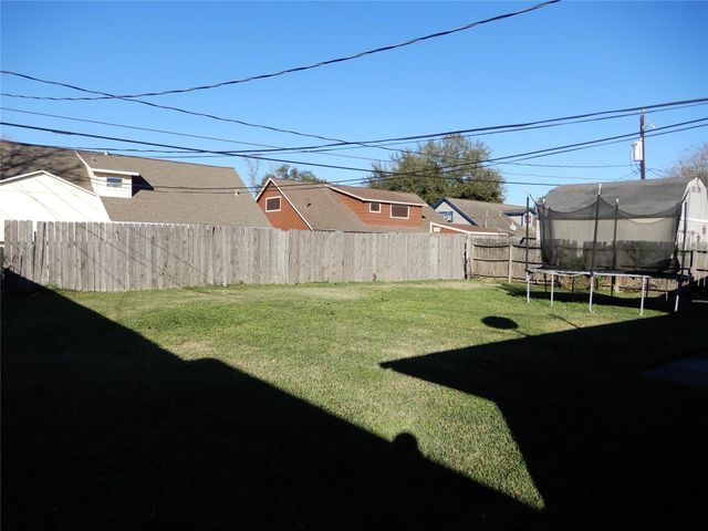 3711 Sunray Lane, Pasadena, TX 77503