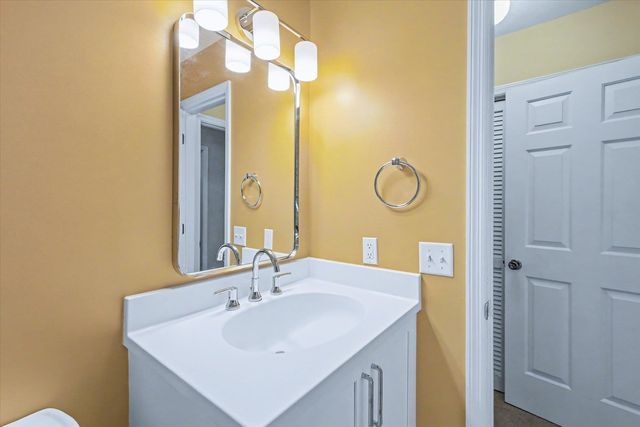 2926 S SHAMROCK, Tallahassee, FL 32309