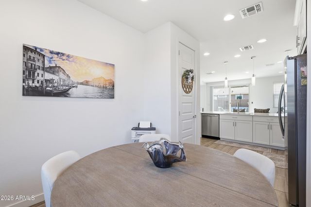 3549 E DAKOTA Drive, San Tan Valley, AZ 85143