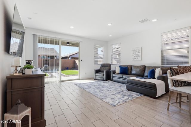 3549 E DAKOTA Drive, San Tan Valley, AZ 85143