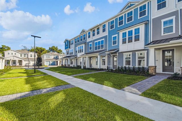 1951 RISBY ALLEY, Orlando, FL 32803