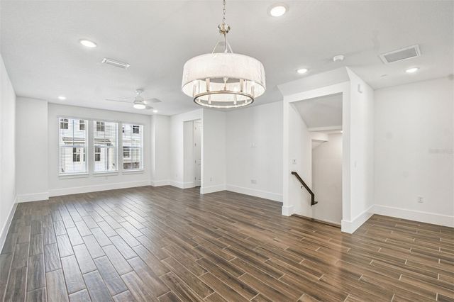 1951 RISBY ALLEY, Orlando, FL 32803