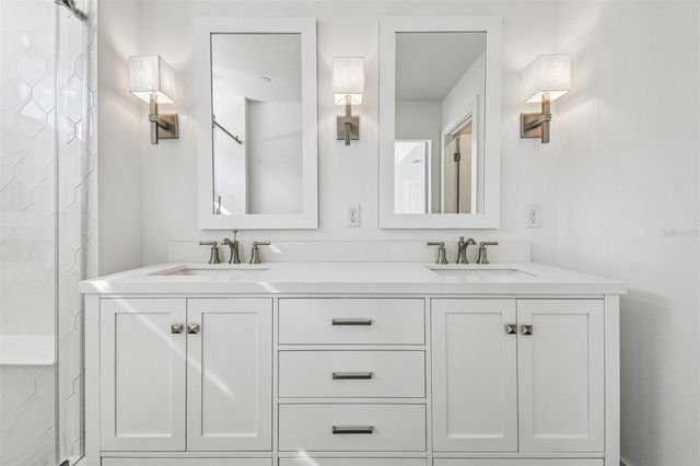 1951 RISBY ALLEY, Orlando, FL 32803