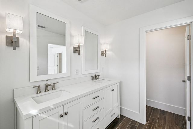 1951 RISBY ALLEY, Orlando, FL 32803