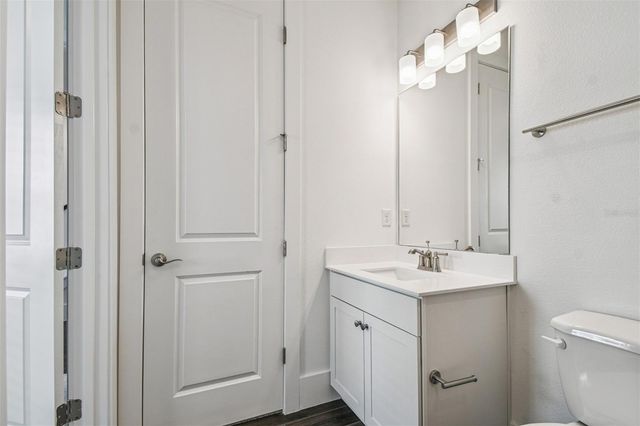 1951 RISBY ALLEY, Orlando, FL 32803