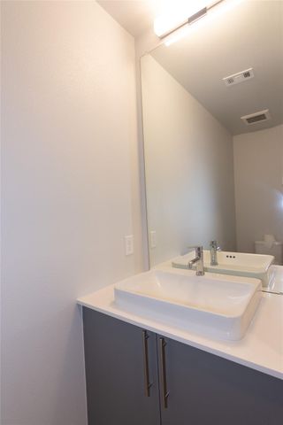 4004 Banister LN 208, Austin, TX 78704