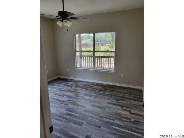 254 County Road 6876, Natalia, TX 78059
