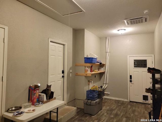 254 County Road 6876, Natalia, TX 78059