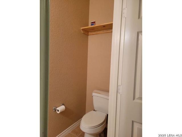 254 County Road 6876, Natalia, TX 78059