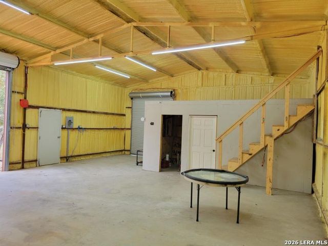 254 County Road 6876, Natalia, TX 78059