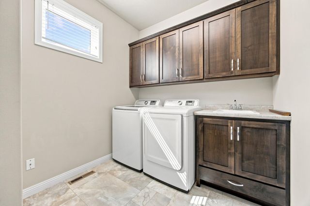 4538 65th Street S, Fargo, ND 58104