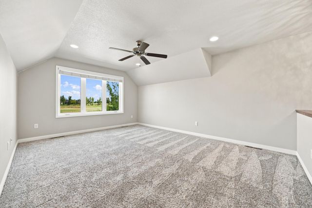 4538 65th Street S, Fargo, ND 58104