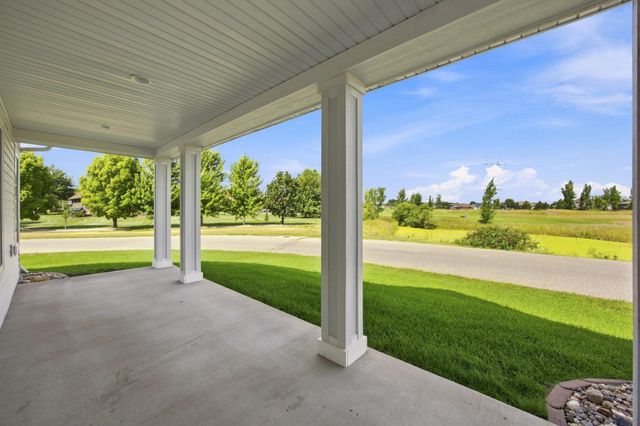 4538 65th Street S, Fargo, ND 58104
