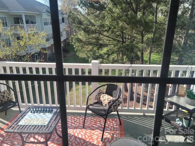 8633 Coralbell Lane, Charlotte, NC 28213