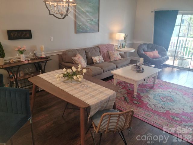 8633 Coralbell Lane, Charlotte, NC 28213